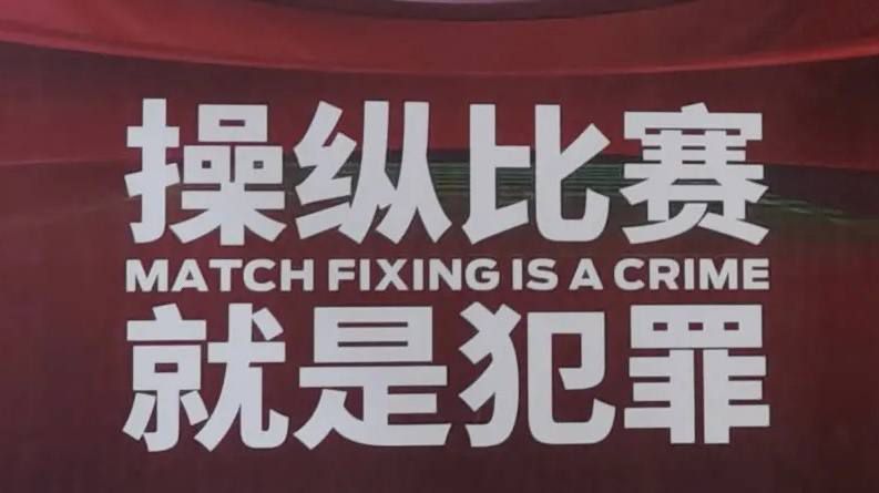 本赛季至今，申京场均21分8.9篮板5.6助攻，命中率56.3%。